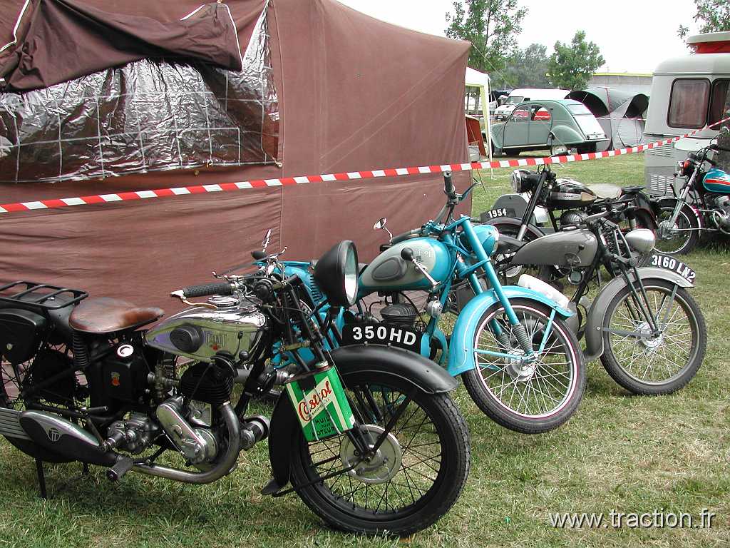 2014_Madine (37).JPG - 29ème Retro Meus'Auto au Lac de Madine, les motos